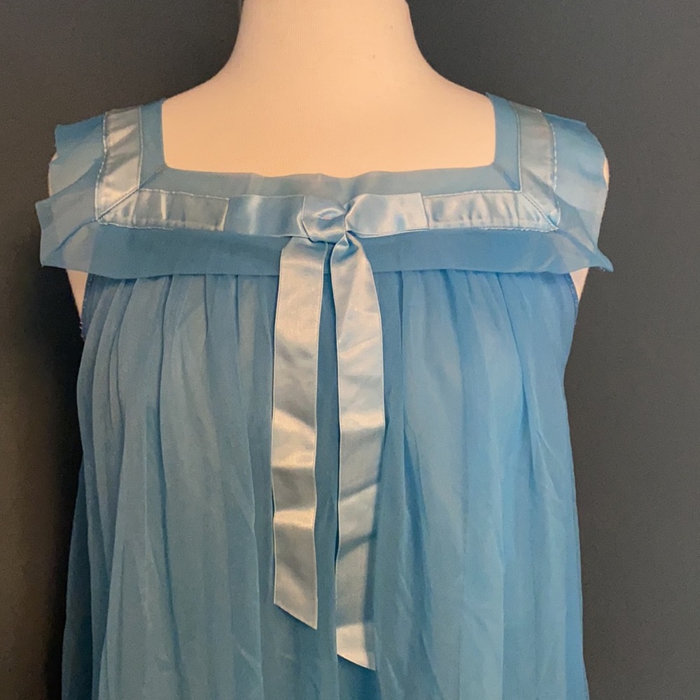 Vintage 50s/60s Henson Kickernick nightgown